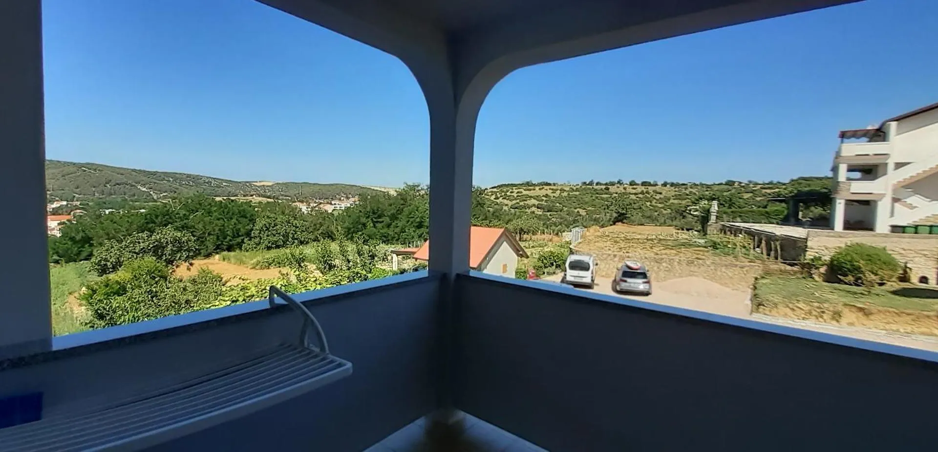 B&B Bed And Breakfast Brko 로파르